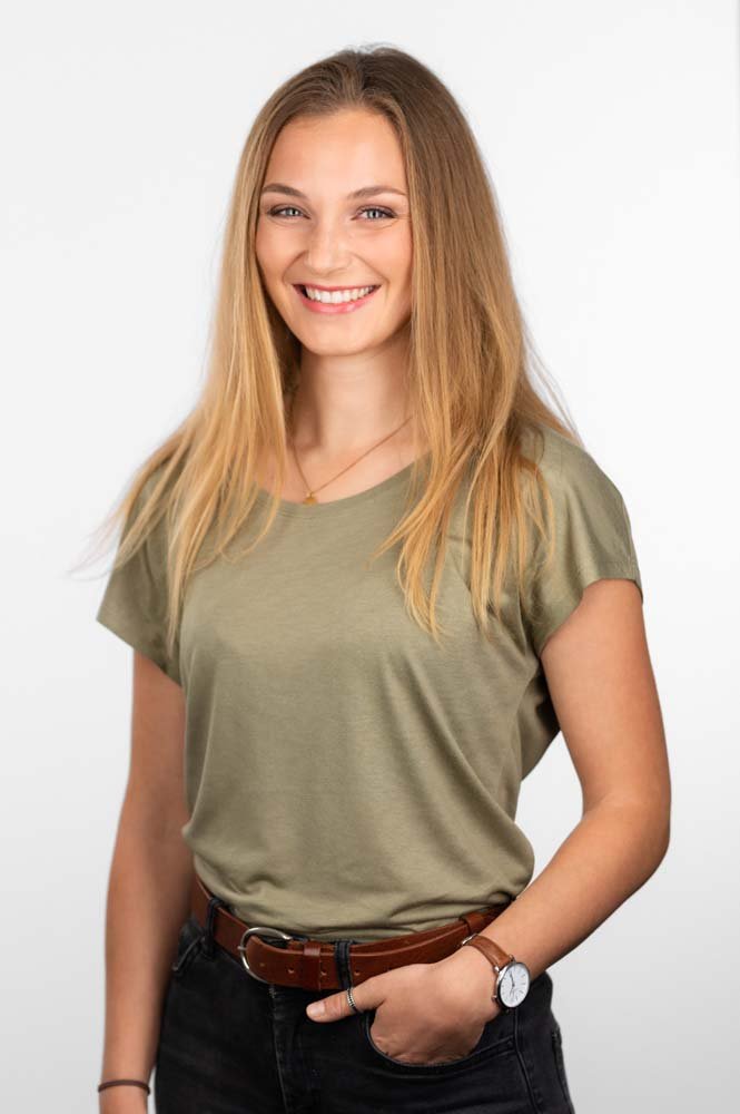 Nadine vom Hofe Oberkörper