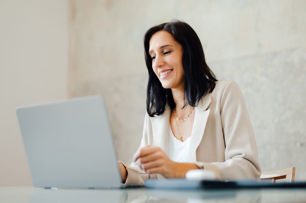 Beratung Dienstleistungsunternehmen durch Beraterin